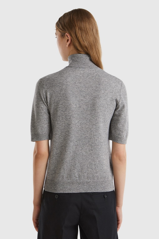 https://img.benettonmall.com/PARTS/KB/24F/1035D203682P_MB_D1.jpg