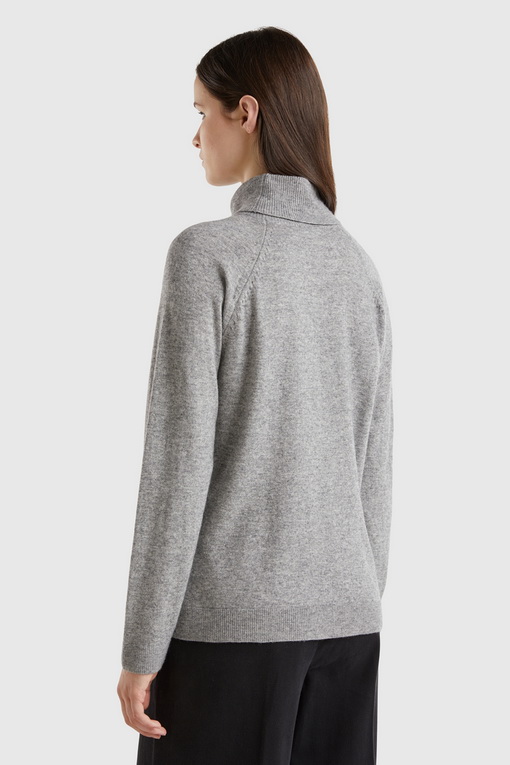 https://img.benettonmall.com/PARTS/KB/24F/1035D255182P_MB_D1.jpg