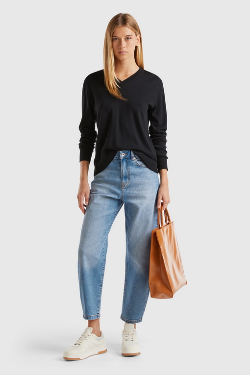 https://img.benettonmall.com/PARTS/KB/24F/103CD10BE100_MB_D3.jpg