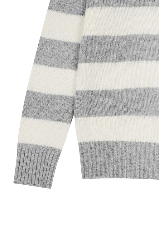 https://img.benettonmall.com/PARTS/KB/24F/103ME107E501_MB_D3.jpg