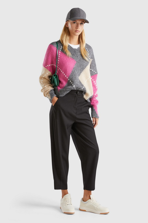 https://img.benettonmall.com/PARTS/KB/24F/1142E402569W_MB_D2.jpg