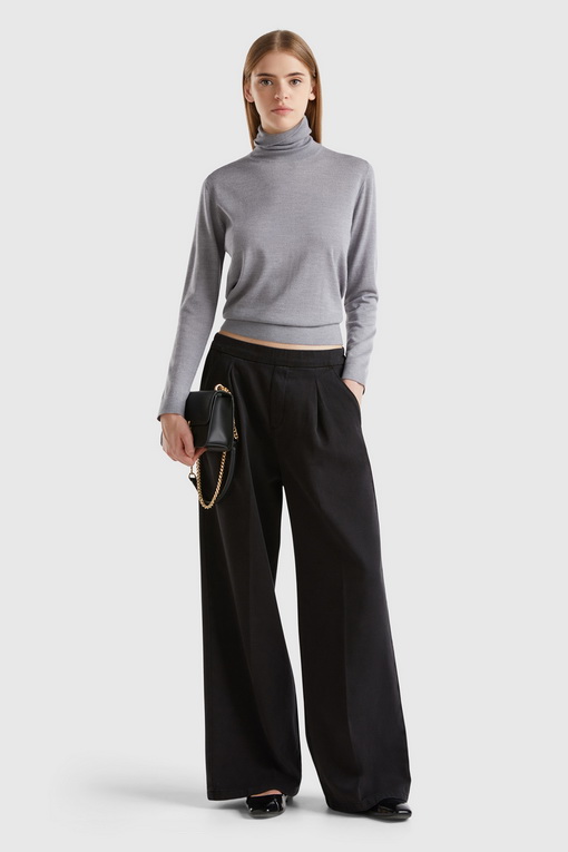 https://img.benettonmall.com/PARTS/KB/24F/11AHD203A501_MB_D2.jpg