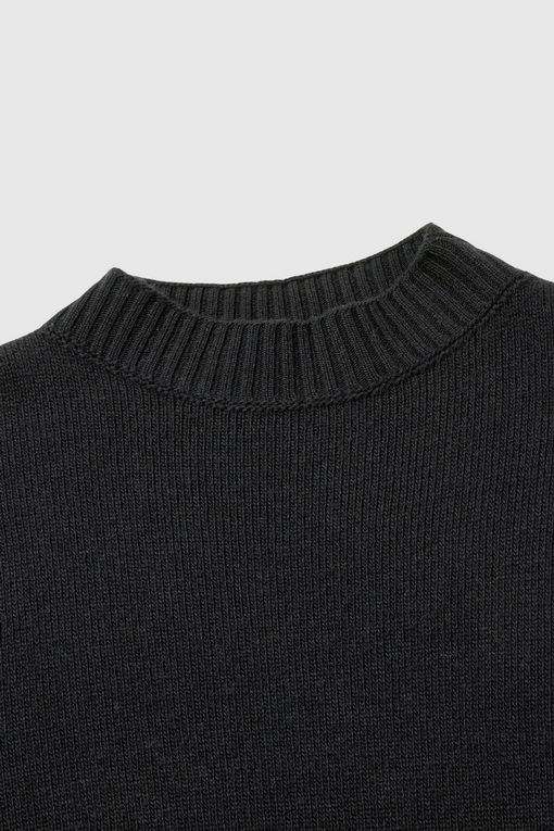 https://img.benettonmall.com/PARTS/KB/24F/1244DV022100_MB_D5.jpg