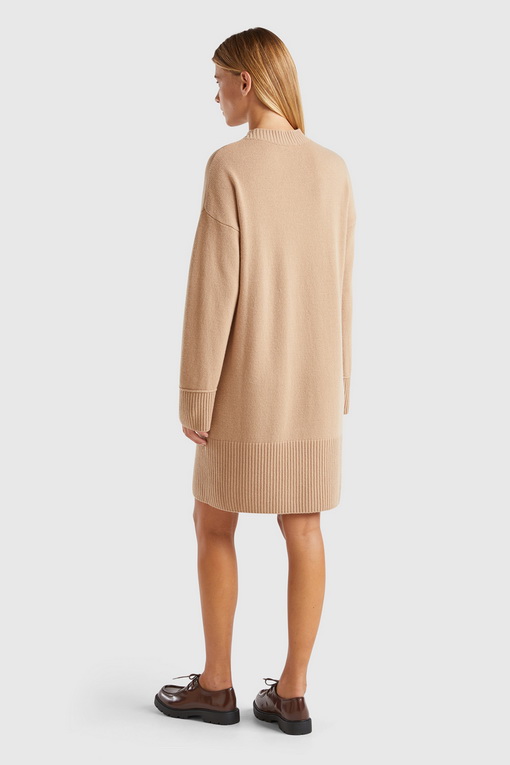 https://img.benettonmall.com/PARTS/KB/24F/1244DV022193_MB_D1.jpg