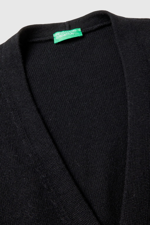 https://img.benettonmall.com/PARTS/KB/24F/126WD603R700_MB_D5.jpg