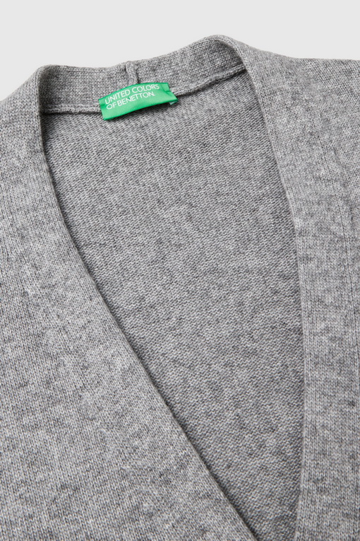 https://img.benettonmall.com/PARTS/KB/24F/126WD603R72D_MB_D5.jpg