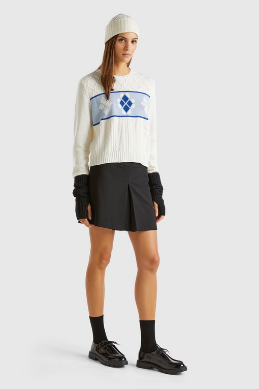 https://img.benettonmall.com/PARTS/KB/24F/1335E10B4600_MB_D2.jpg