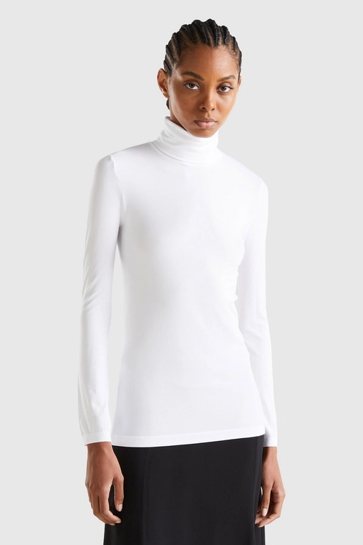 https://img.benettonmall.com/PARTS/KB/24F/1X1BD2240WH1_MB.jpg