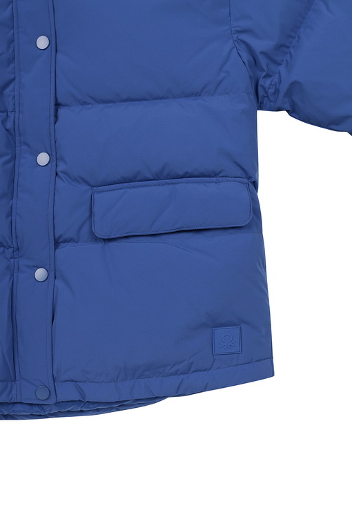 https://img.benettonmall.com/PARTS/KB/24F/2JF8DN0610W5_MB_D3.jpg