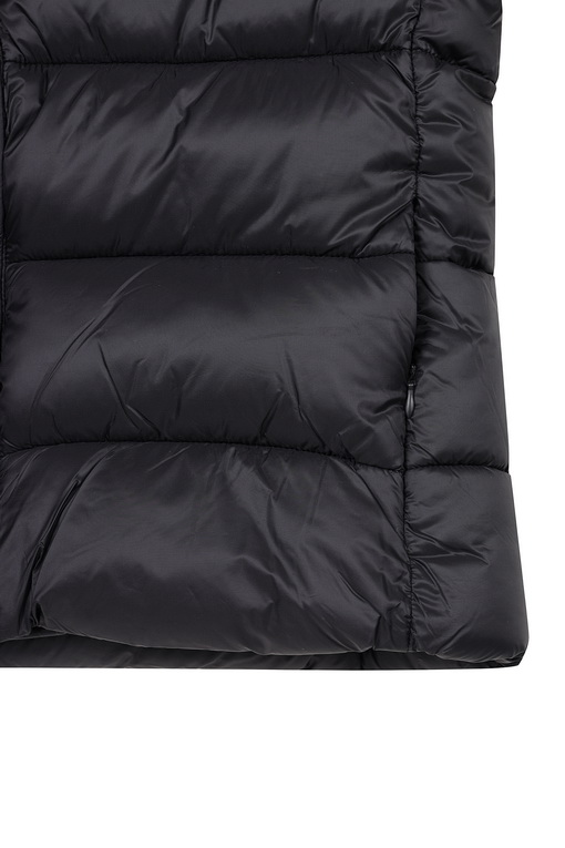 https://img.benettonmall.com/PARTS/KB/24F/2NIWDN079100_MB_D3.jpg