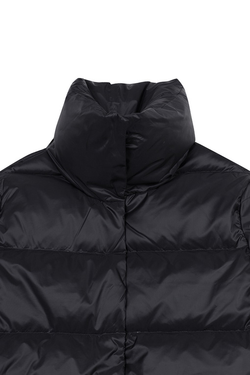 https://img.benettonmall.com/PARTS/KB/24F/2TWDDN06S100_MB_D2.jpg
