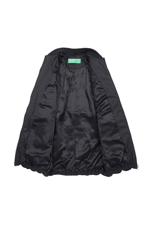 https://img.benettonmall.com/PARTS/KB/24F/2XETDN06N100_MB_D4.jpg