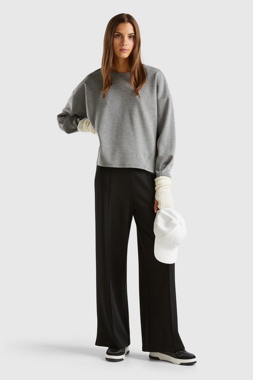 https://img.benettonmall.com/PARTS/KB/24F/38Y6DF017100_MB_D2.jpg