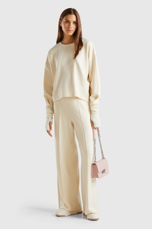 https://img.benettonmall.com/PARTS/KB/24F/38Y6DF0173C9_MB_D2.jpg