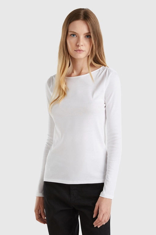 https://img.benettonmall.com/PARTS/KB/24F/3GA2D1082101_MB.jpg