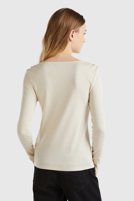 https://img.benettonmall.com/PARTS/KB/24F/3GA2D1082152_MB_D1.jpg