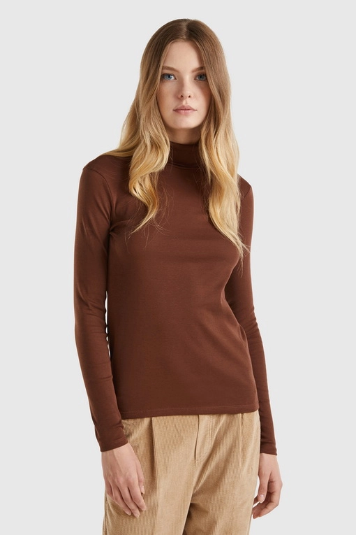 https://img.benettonmall.com/PARTS/KB/24F/3GA2E222423N_MB.jpg