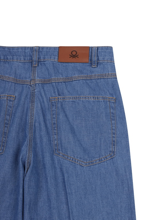 https://img.benettonmall.com/PARTS/KB/24F/42CLDF03H901_MB_D3.jpg