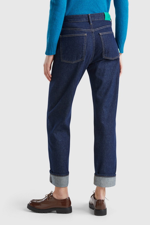 https://img.benettonmall.com/PARTS/KB/24F/49BTDE023905_MB_D1.jpg