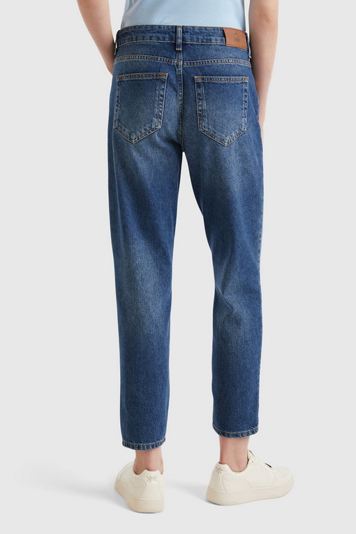 https://img.benettonmall.com/PARTS/KB/24F/49BTDF02Z911_MB_D1.jpg
