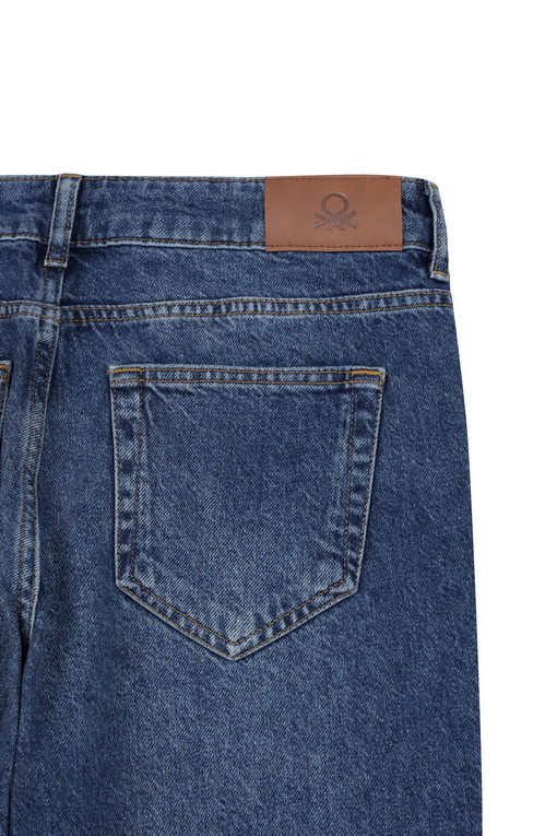 https://img.benettonmall.com/PARTS/KB/24F/49BTDF02Z911_MB_D13.jpg