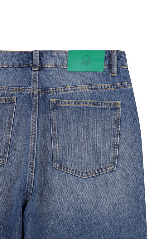 https://img.benettonmall.com/PARTS/KB/24F/4AW7DE005902_MB_D3.jpg