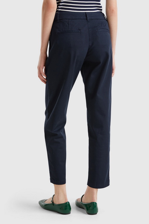 https://img.benettonmall.com/PARTS/KB/24F/4GD7DF06U016_MB_D1.jpg
