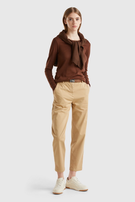 https://img.benettonmall.com/PARTS/KB/24F/4GD7DF06U193_MB_D2.jpg
