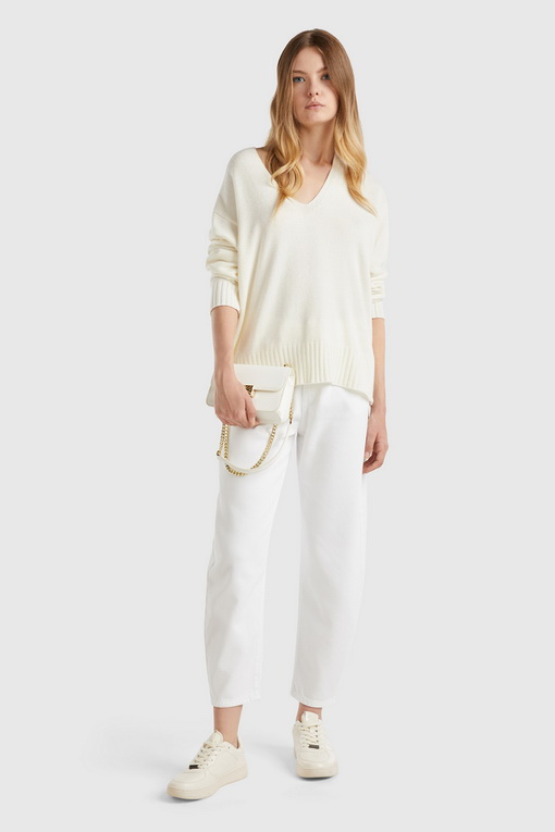 https://img.benettonmall.com/PARTS/KB/24F/4LYXDE00I101_MB_D2.jpg