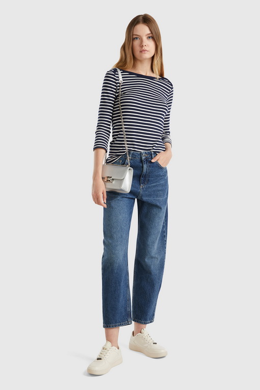 https://img.benettonmall.com/PARTS/KB/24F/4YO7DE01D901_MB_D2.jpg