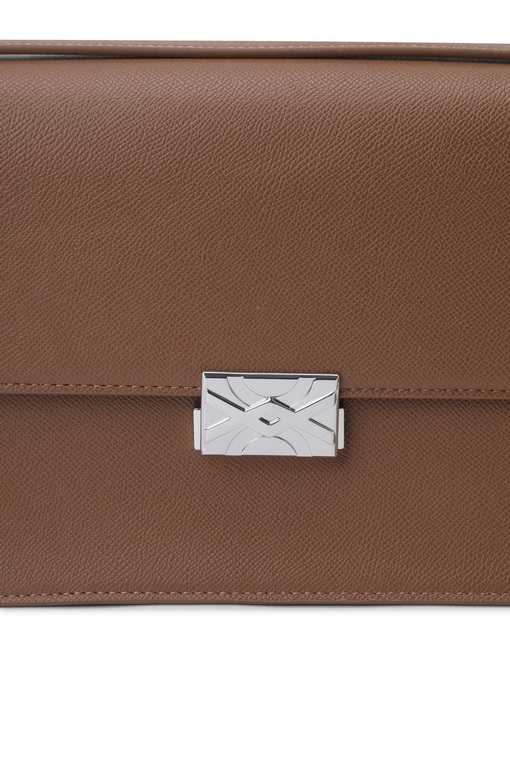 https://img.benettonmall.com/PARTS/KB/24F/6HKVUY028BR2_MB_D3.jpg
