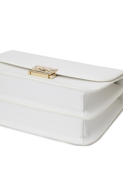 https://img.benettonmall.com/PARTS/KB/24F/6HKVUY028WH1_MB_D5.jpg