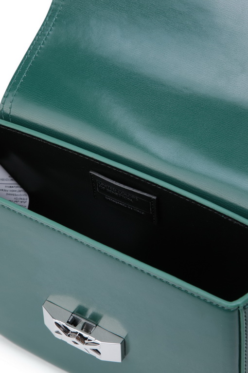 https://img.benettonmall.com/PARTS/KB/24F/6WYYDY05K28Y_MB_D6.jpg