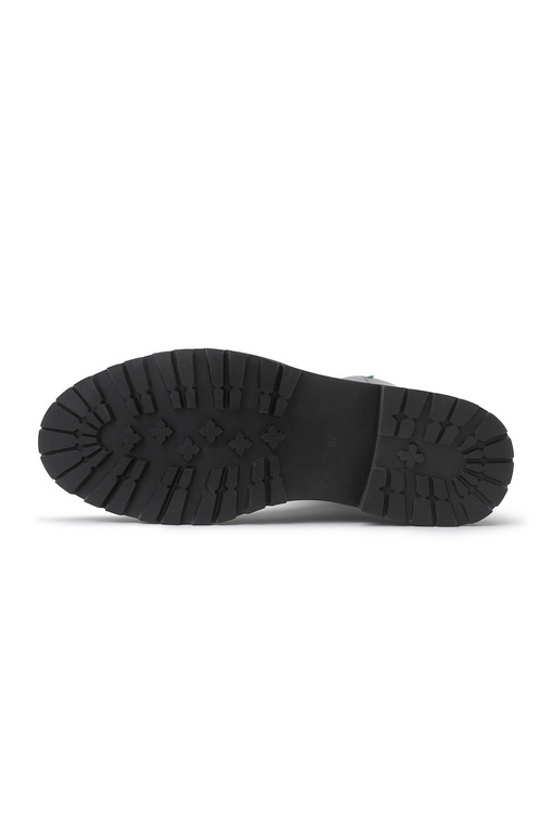 https://img.benettonmall.com/PARTS/KB/24F/8H6DDD03D100_MB_D5.jpg