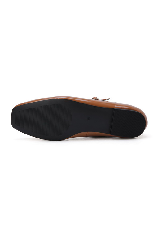 https://img.benettonmall.com/PARTS/KB/24F/8QEWDD03B1R6_MB_D5.jpg