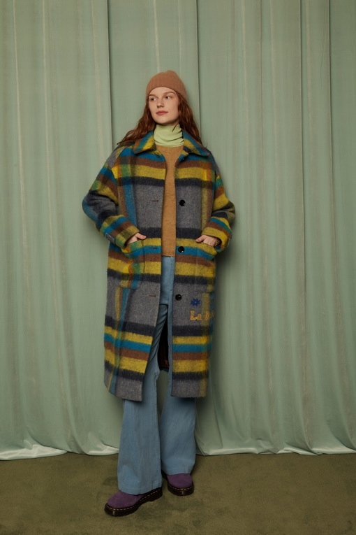 https://img.benettonmall.com/PARTS/KB/24F/BACT51461YE_MB_D1.jpg