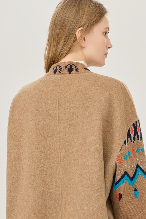 https://img.benettonmall.com/PARTS/KB/24F/BACT57461BG_MB_D3.jpg