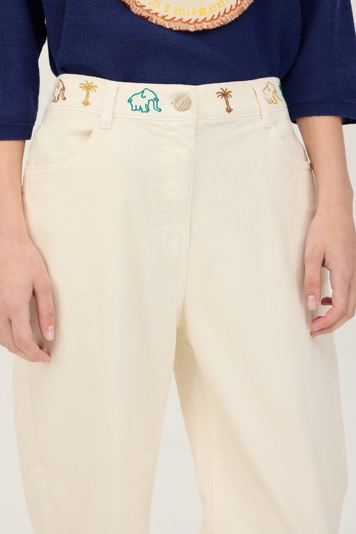 https://img.benettonmall.com/PARTS/KB/24F/BADP08441WH_MB_D2.jpg