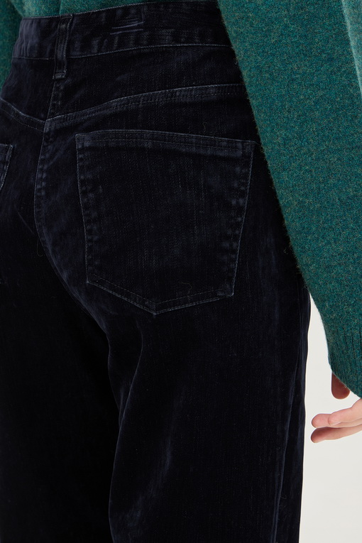 https://img.benettonmall.com/PARTS/KB/24F/BADP51461BK_MB_D4.jpg