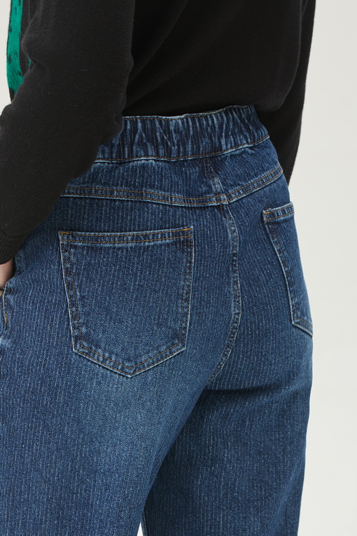 https://img.benettonmall.com/PARTS/KB/24F/BADP53461IN_MB_D4.jpg