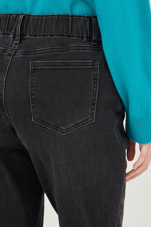 https://img.benettonmall.com/PARTS/KB/24F/BADP54461GR_MB_D4.jpg