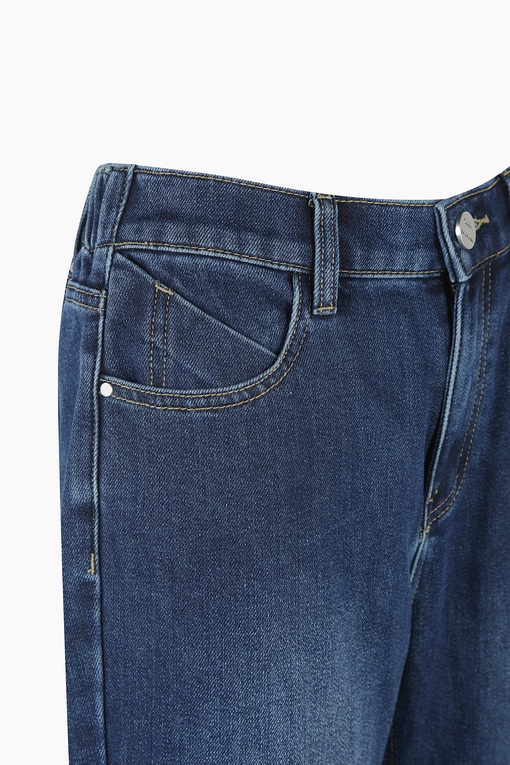 https://img.benettonmall.com/PARTS/KB/24F/BADP54461IN_MB_D12.jpg