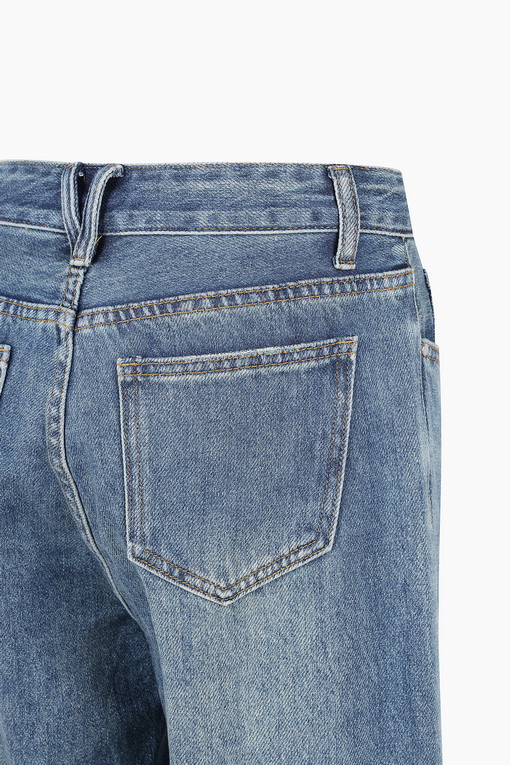 https://img.benettonmall.com/PARTS/KB/24F/BADP56461IN_MB_D13.jpg