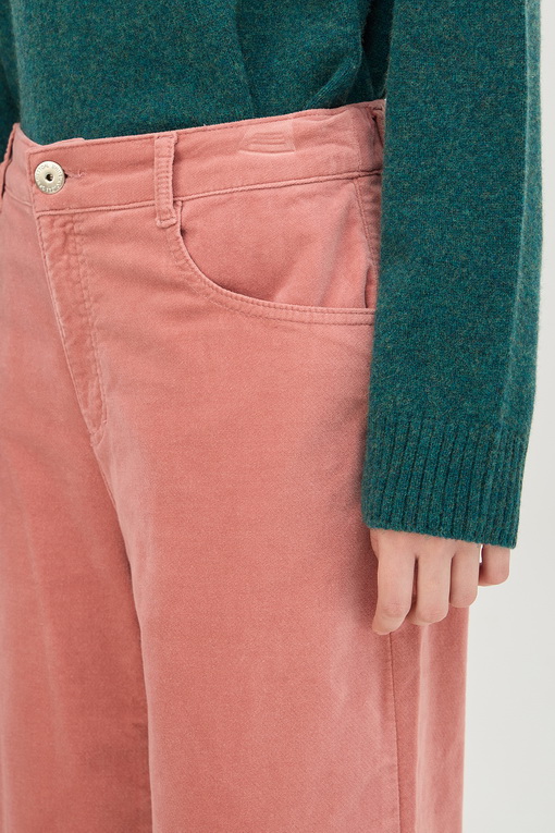 https://img.benettonmall.com/PARTS/KB/24F/BADP91461PK_MB_D3.jpg