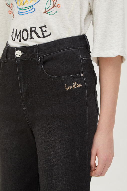 https://img.benettonmall.com/PARTS/KB/24F/BADPE1441BK_MB_D3.jpg