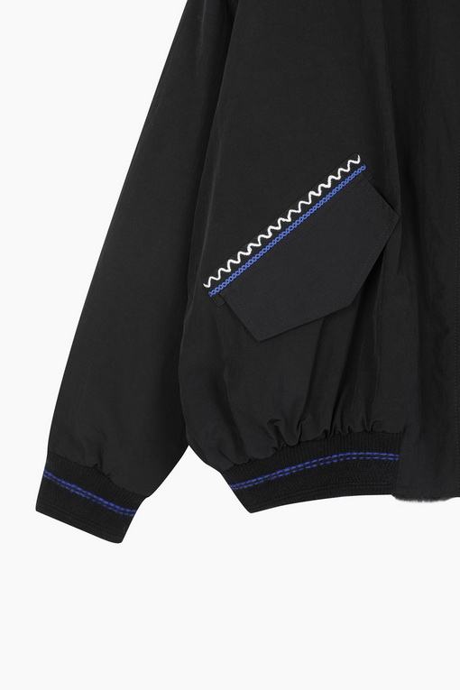https://img.benettonmall.com/PARTS/KB/24F/BAJP50461BK_MB_D13.jpg