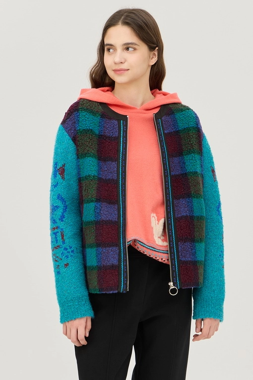 https://img.benettonmall.com/PARTS/KB/24F/BAJP51461MU_MB.jpg