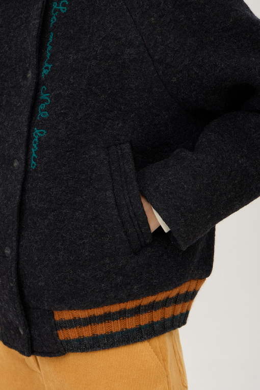 https://img.benettonmall.com/PARTS/KB/24F/BAJP55461DG_MB_D4.jpg