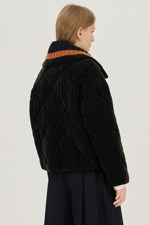 https://img.benettonmall.com/PARTS/KB/24F/BAJP60461BK_MB_D1.jpg