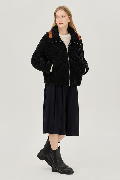 https://img.benettonmall.com/PARTS/KB/24F/BAJP60461BK_MB_D5.jpg